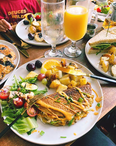 178 Mississaga St E, Orillia, ON L3V 1V9