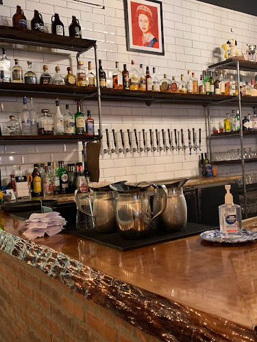 16 Cumberland St S, Thunder Bay, ON P7B 2T2