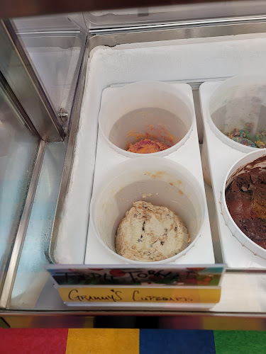 Comentarii opinii despre Scooper's Ice Cream Treats