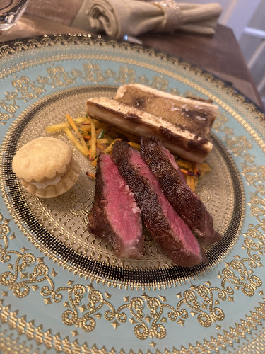 Opinii despre Chef & Somm - Food | Wine | Design în North York - Hospitality and gastronomy