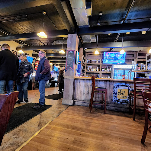 Uptown Pub Down Under - Saint John
