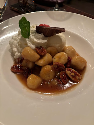 11639 Jasper Ave, Edmonton, AB T5K 0M9