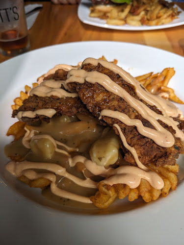 Britt's Pub and Eatery Uptown - Hospitality and gastronomy