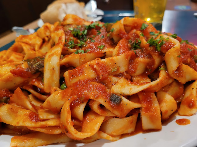 Opinii despre Anton's Pasta Bar în Burnaby - Hospitality and gastronomy