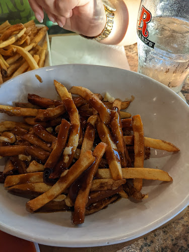 Tiff's Restaurant & Sports Bar - Hospitality and gastronomy