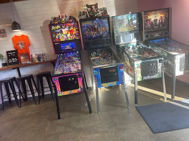 Deadbeetz Burgers - Hospitality and gastronomy