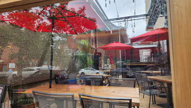 1129 Kensington Rd NW, Calgary, AB T2N 3P4