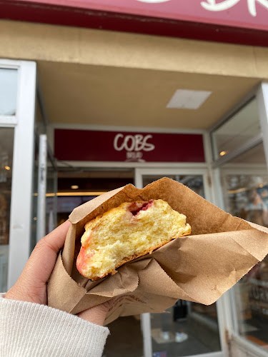 370 Bloor St W, Toronto, ON M5S 1X2