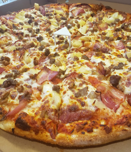 Opinii despre Parkside Pizza în St. John's - Hospitality and gastronomy