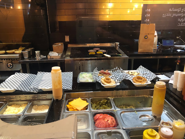 Woody Wood Burger - Richmond Hill