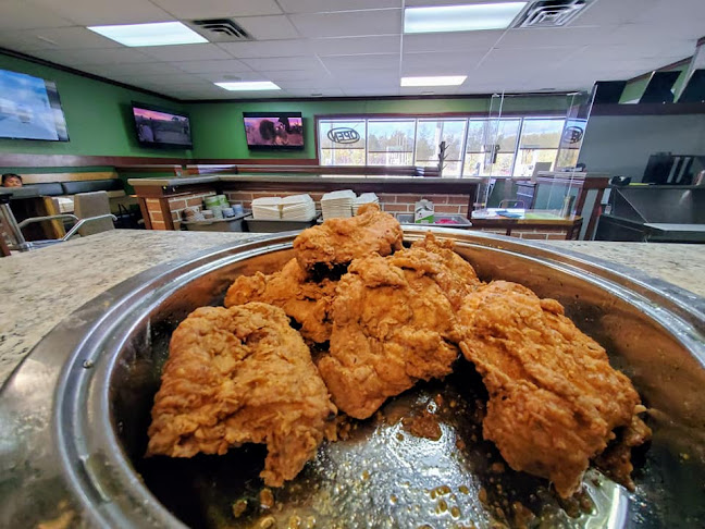 Gregan's Fried Chicken & Poutines - Hospitality and gastronomy