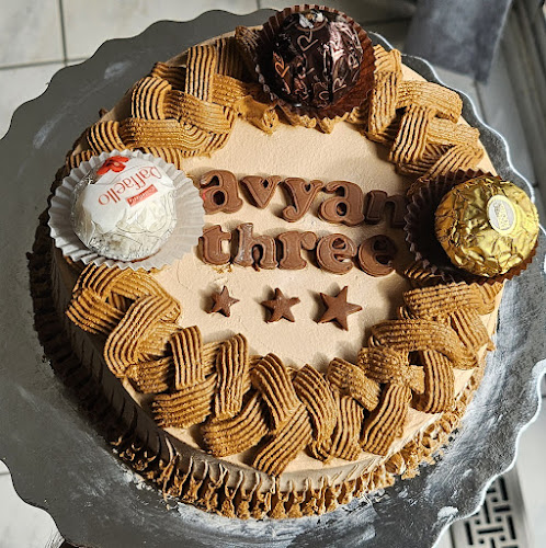 Maharaja Cakes Sweets and Eats l 100% pure vegetarian indian punjabi restaurant - Markham