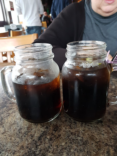 R U Serious Tap & Grill