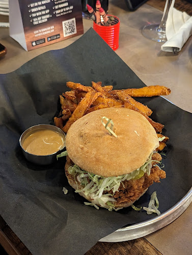 1060 Don Mills Rd., North York, ON M3C 0H8