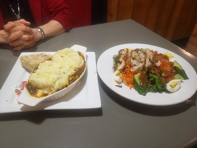 Braxtons Tap & Grill Restaurant - Hospitality and gastronomy