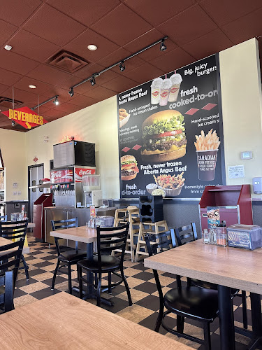 Fatburger Kelowna - Hospitality and gastronomy