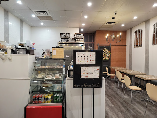 Snowday Bingsu Cafe - Hospitality and gastronomy