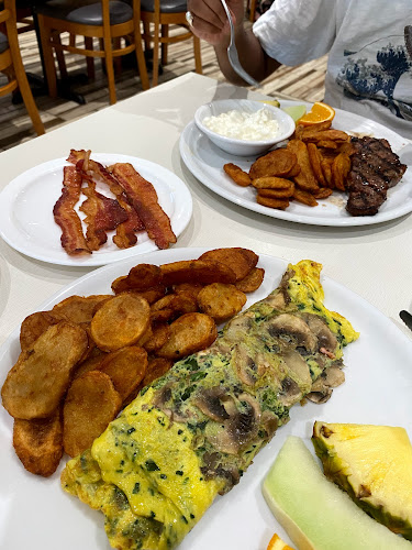 366 N Front St, Belleville, ON K8P 3C7