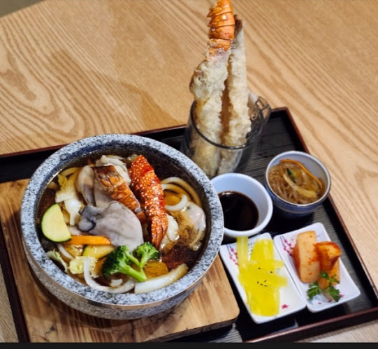 Mi-Ne Sushi - Hospitality and gastronomy