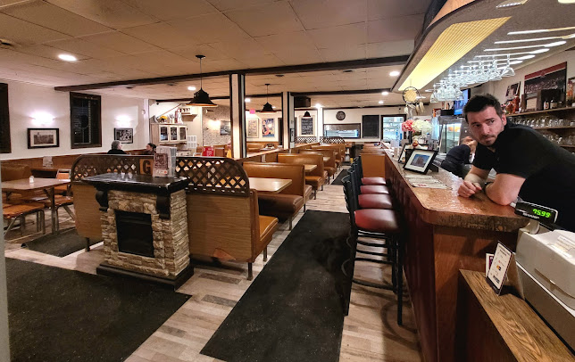 Gus's Restaurant - Greater Sudbury