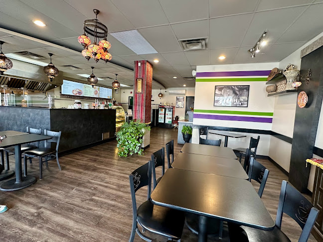 Opinii despre Palms Shawarma & Mediterranean Cafe în Niagara Falls - Hospitality and gastronomy