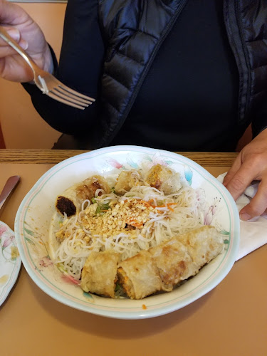 811 51st St, Saskatoon, SK S7K 0X7