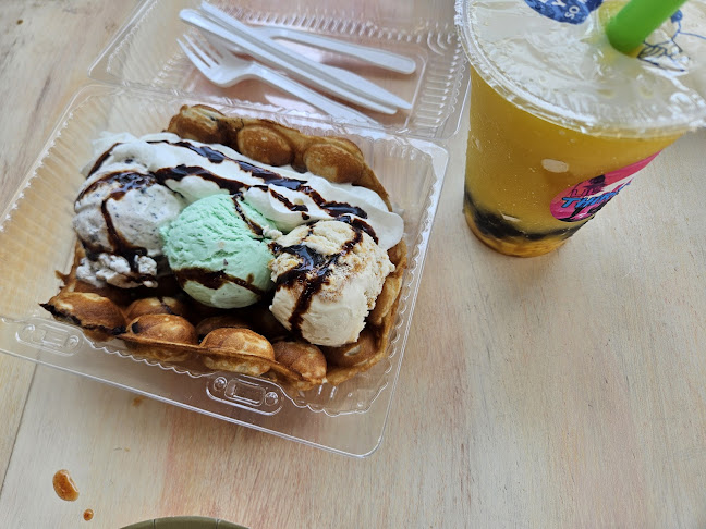 Lil Thirsty Bubble Tea - Hospitality and gastronomy