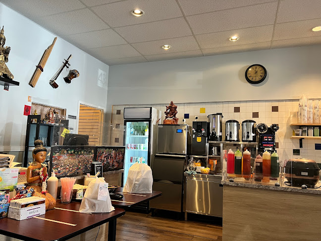 Mone-Thai' - Stratford