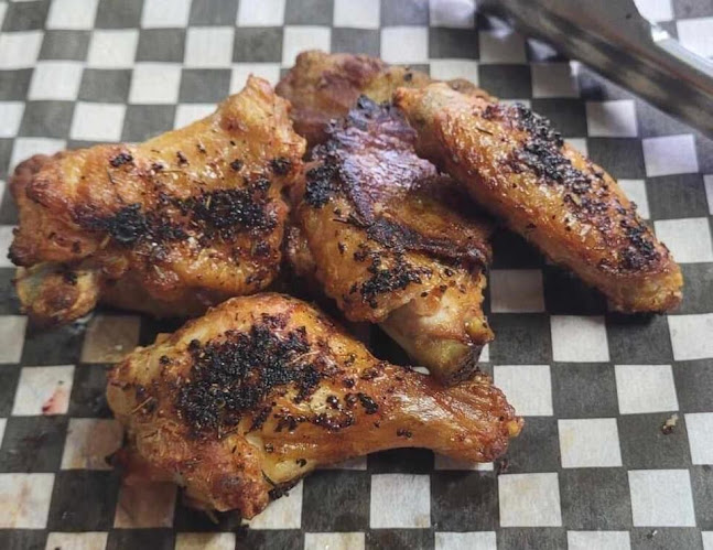 Hornby Island Bakery & Pizzeria - Hospitality and gastronomy