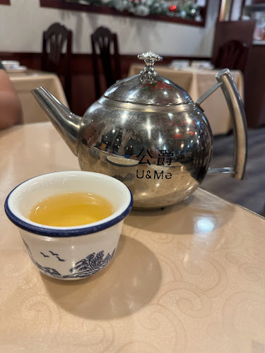 U & Me (Centre St. SW) - Calgary