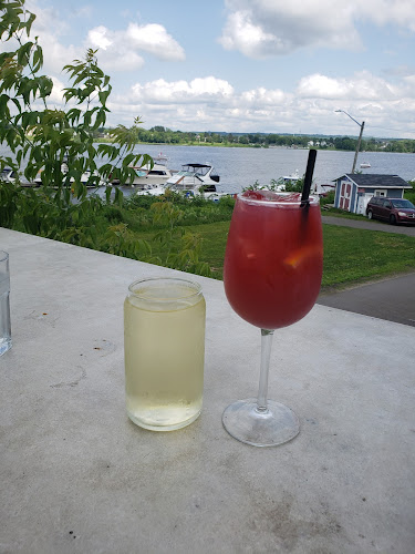 Comentarii opinii despre Lighthouse By 540