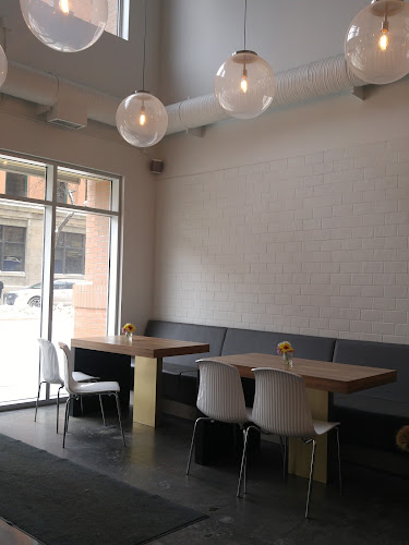 Comentarii opinii despre kb&co 104 St NW