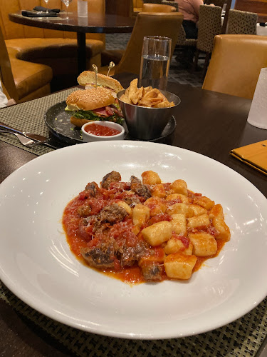 5940 Mullen Way, Edmonton, AB T6R 0R1