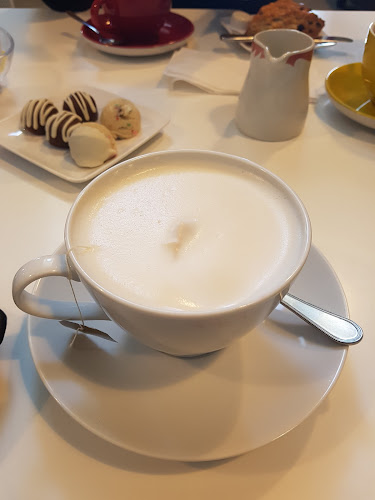 Comentarii opinii despre Caked With Love Co.