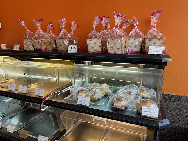 350 Hwy 7, Richmond Hill, ON L4B 3N2