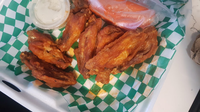 Yank's Old Niagara Bar & Grill - Hospitality and gastronomy