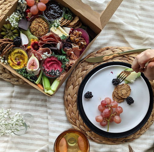 Opinii despre The Rooted Table în Vancouver - Hospitality and gastronomy