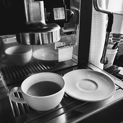 Opinii despre Kranky Cafe in Mount Pleasant în Vancouver - Hospitality and gastronomy