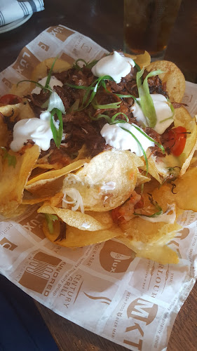 14229 23 Ave NW, Edmonton, AB T6R 3E7