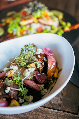 Moonshin'hers Café Bistro Inc. - Hospitality and gastronomy