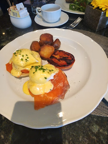 Bacchus Restaurant & Lounge