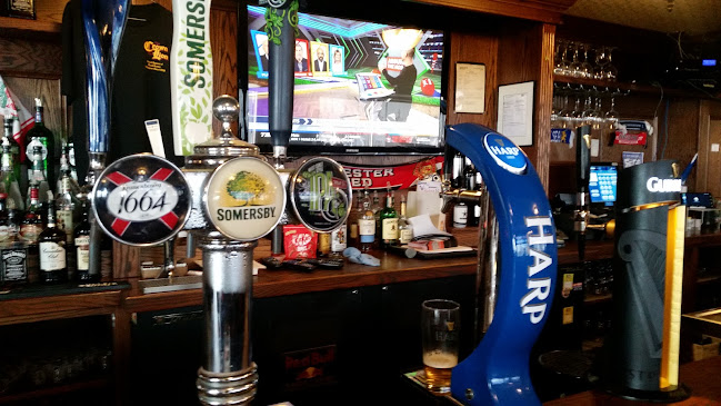 The Crown and Lion English Pub - Hospitality and gastronomy