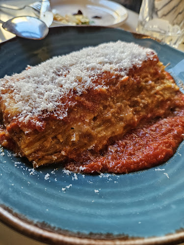 8 W Cordova St, Vancouver, BC V6B 1C9