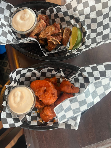 Toad 'n' Turtle Pubhouse & Grill - Hospitality and gastronomy