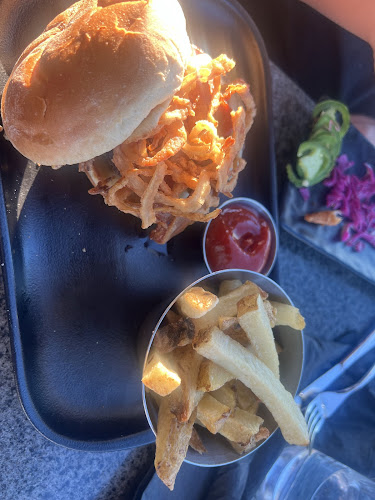 470 Belleville St., Victoria, BC V8E 1W9