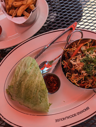 259 Northfield Dr E, Waterloo, ON N2K 0G5