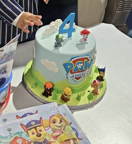 Comentarii opinii despre Short & Sweet Patisserie and Bakery