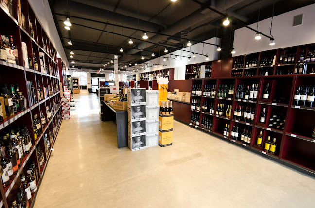 Comentarii opinii despre Highlander Wine & Spirits Aspen Landing