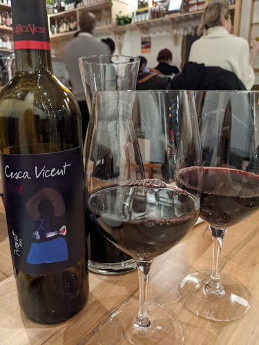 1 Richmond St W, Toronto, ON M5H 3W4