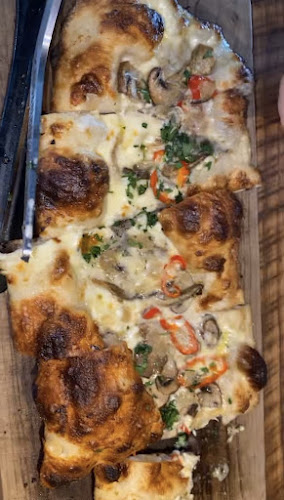 Scaddabush Italian Kitchen & Bar - Hospitality and gastronomy